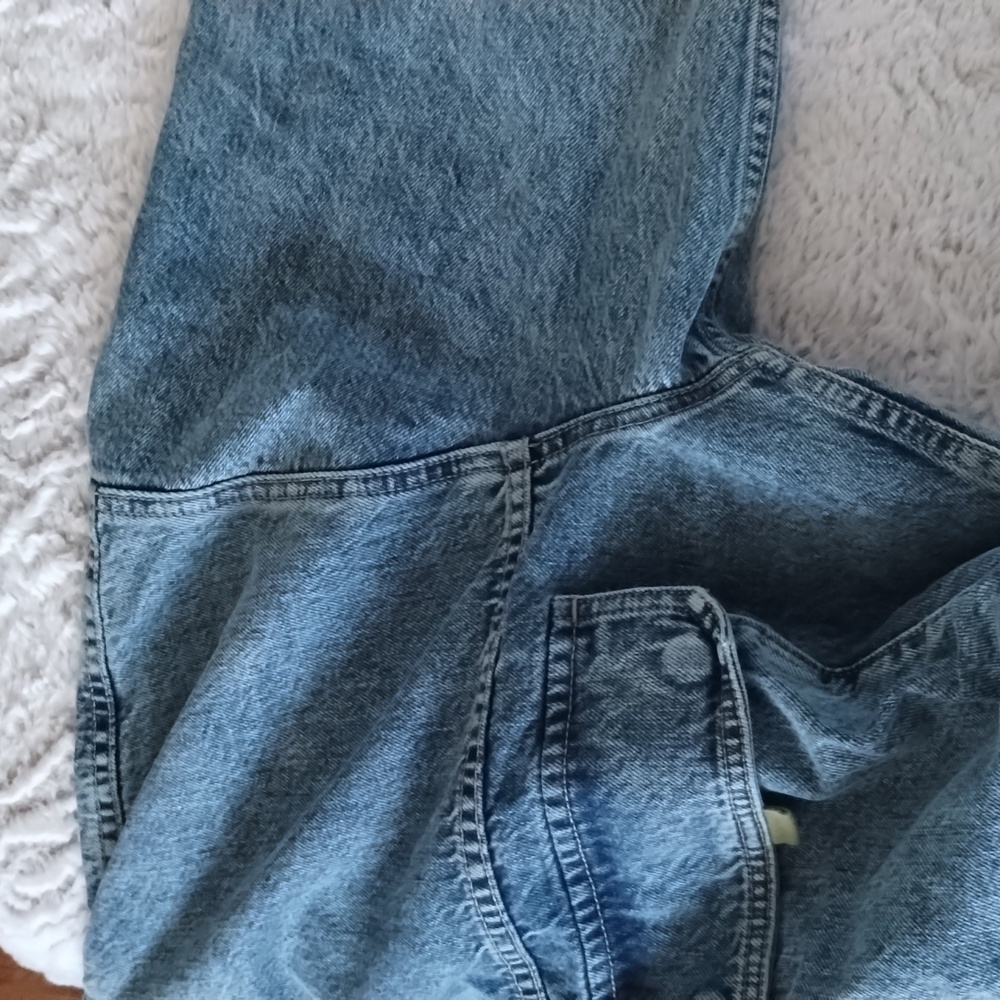 Hudson + Zoe Jeans Relaxed Fit - Picture 11 of 14